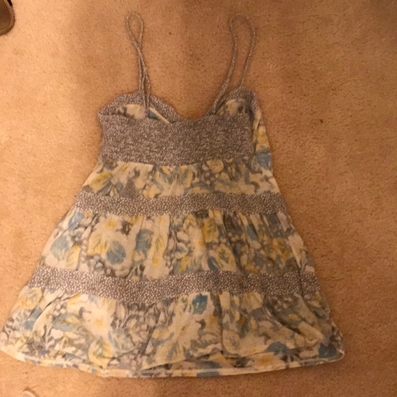 Top - Picture 2 of 2